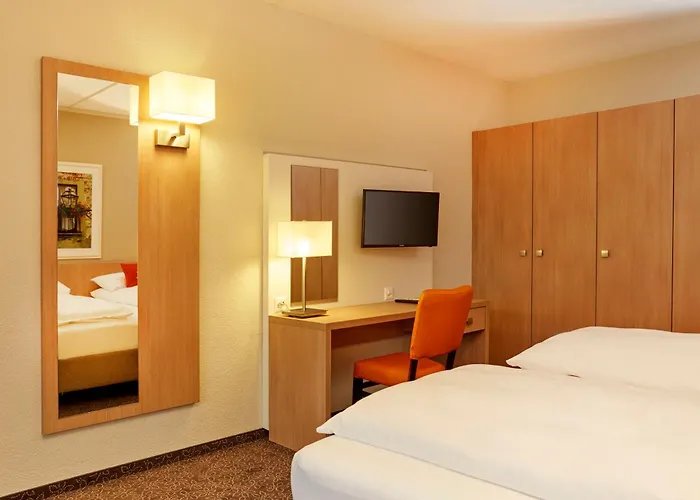 Отель H4 Arcadia 4*