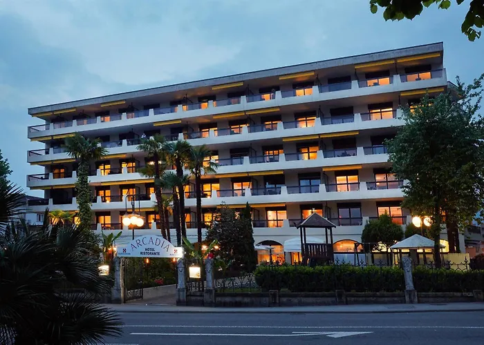 H4 Arcadia Локарно