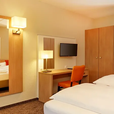Hotel H4 Arcadia 4*
