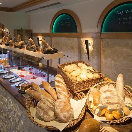 H4 Arcadia 4* Locarno